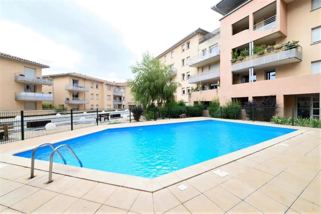 Apartament Au Bord Du Canal, Calme Et Lumineux Tuluza Zewnętrze zdjęcie